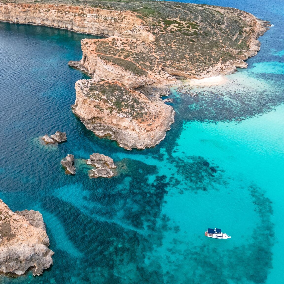 Full-day Comino Boat Tour