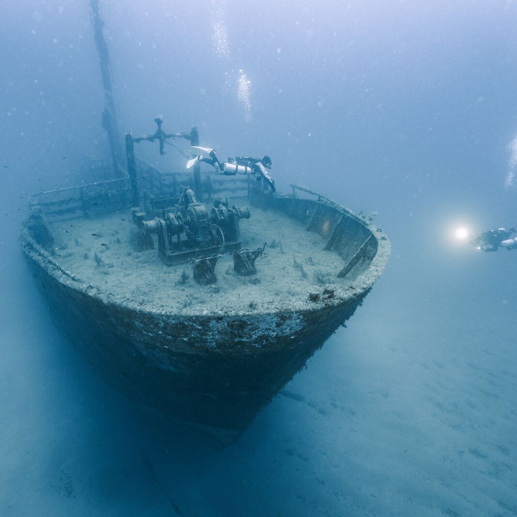 Tech boat diving: Hephaestus wreck